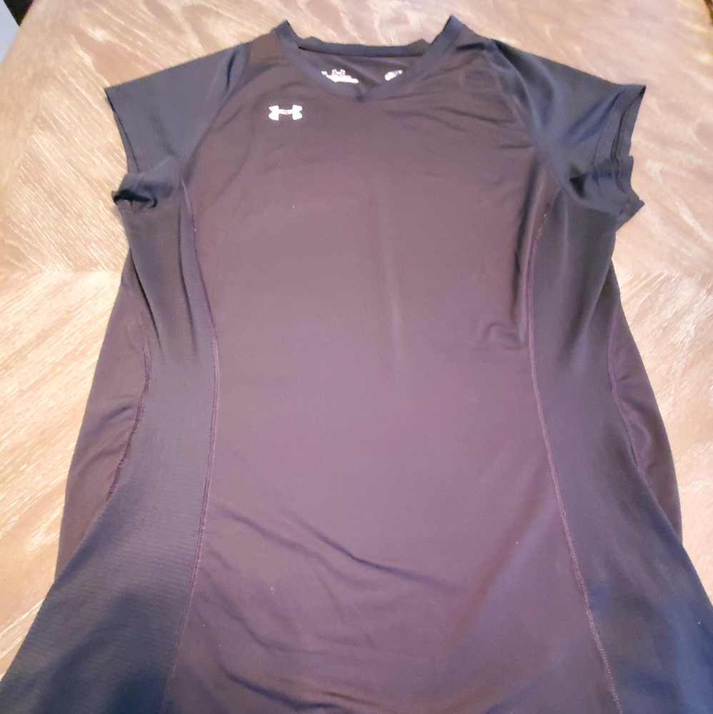 V-neck Under Armour women's shirt